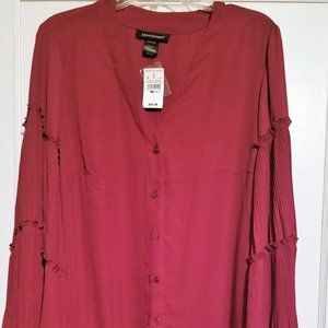 Button Down Pleated V-Neck Blouse